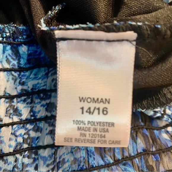 Dress Barn Tunic Top XL 14/16 Blue Black White Animal Print Short Sleeves - Picture 12 of 16